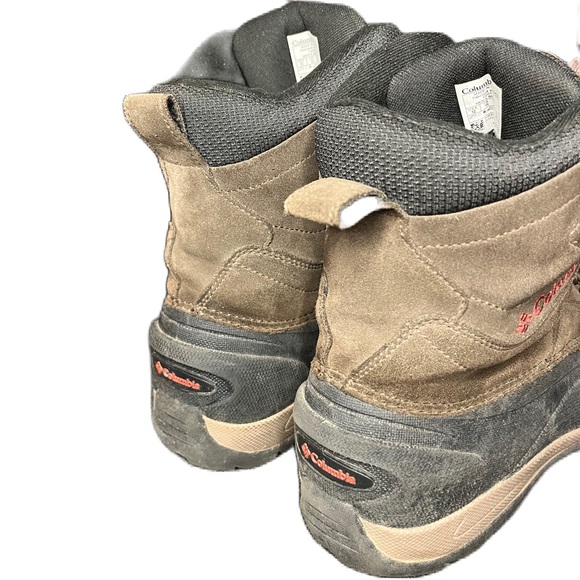 Columbia water resistant boots, 200 grams 12 - Picture 7 of 11